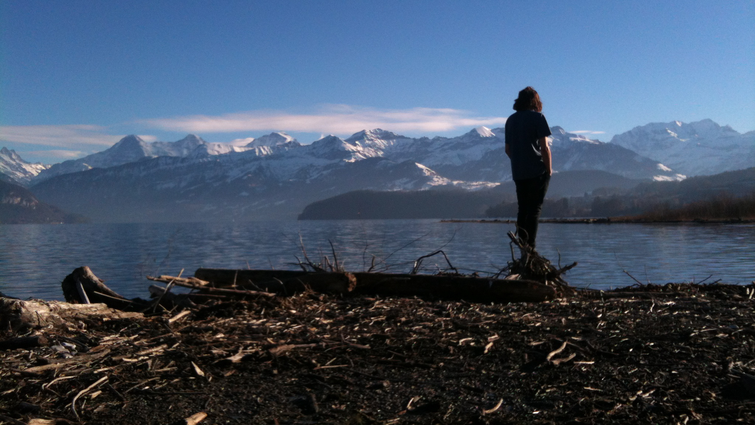 Gesunder Ausgleich für Körper und Geist – wenn auch der Ausblick nachdenklich stimmen kann – mit Freunden vom Berg auch mal was anderes geniessen tut gut!